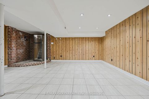 Photo 33 at 7755 Priory Crescent, Malton, Mississauga