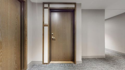 Photo 11 at 902 - 1000 Portage Parkway, Vaughan Corporate Centre, Vaughan