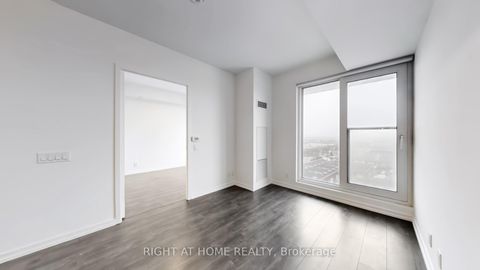 Photo 16 at 902 - 1000 Portage Parkway, Vaughan Corporate Centre, Vaughan