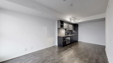 Photo 17 at 902 - 1000 Portage Parkway, Vaughan Corporate Centre, Vaughan