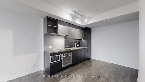 Photo 20 at 902 - 1000 Portage Parkway, Vaughan Corporate Centre, Vaughan