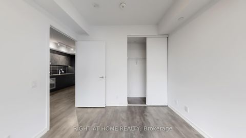 Photo 26 at 902 - 1000 Portage Parkway, Vaughan Corporate Centre, Vaughan