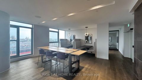 Photo 37 at 902 - 1000 Portage Parkway, Vaughan Corporate Centre, Vaughan