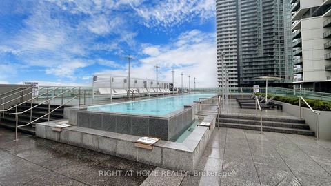 Photo 45 at 902 - 1000 Portage Parkway, Vaughan Corporate Centre, Vaughan