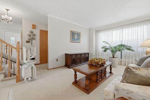 Photo 7 at 58 Dunsany Crescent, Richview, Toronto