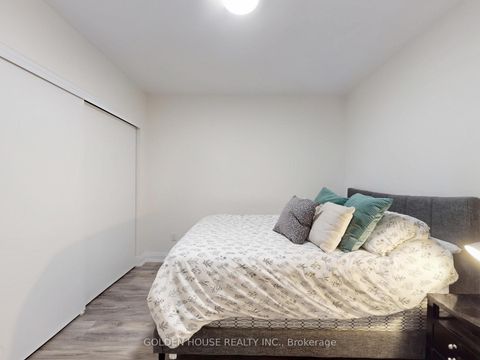 Photo 28 at 403 - 200 Woodbine Avenue, The Beaches, Toronto