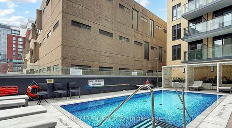 Photo 16 at PH16 - 543 Richmond Street, Waterfront Communities C1, Toronto