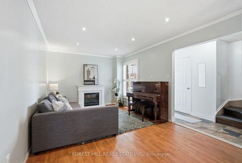 Photo 4 at 26 Laurel Valley Court, Glen Shields, Vaughan