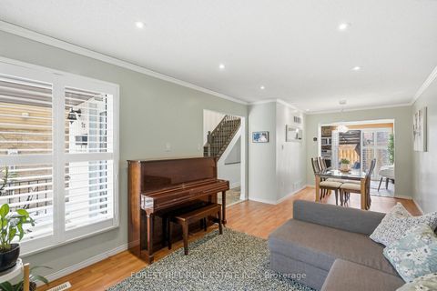 Photo 6 at 26 Laurel Valley Court, Glen Shields, Vaughan