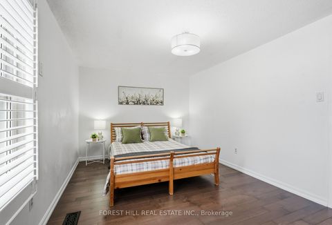 Photo 14 at 26 Laurel Valley Court, Glen Shields, Vaughan