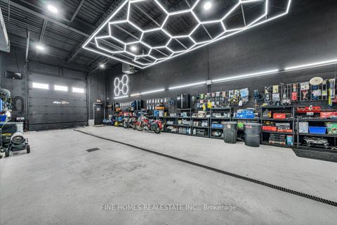 Photo 7 at 5 - 5235 Steeles Avenue W, Humber Summit, Toronto