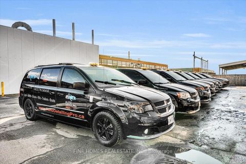 Photo 16 at 5 - 5235 Steeles Avenue W, Humber Summit, Toronto