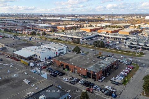 Photo 25 at 5 - 5235 Steeles Avenue W, Humber Summit, Toronto