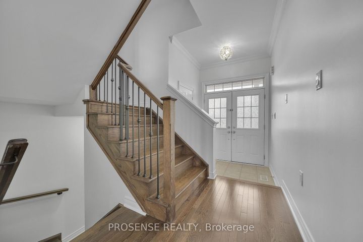Photo 4 at 2 Timbercove Road, Credit Valley, Brampton
