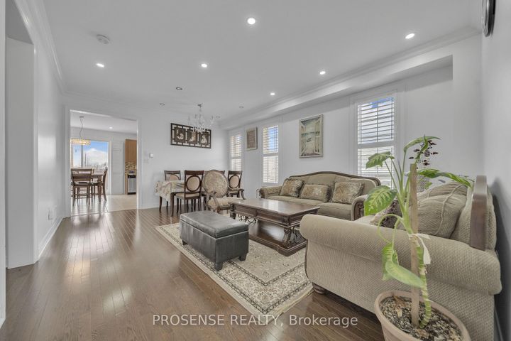 Photo 6 at 2 Timbercove Road, Credit Valley, Brampton