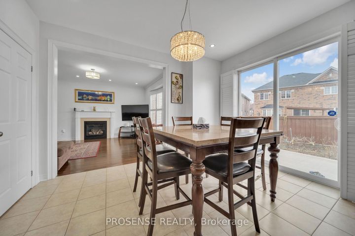 Photo 10 at 2 Timbercove Road, Credit Valley, Brampton