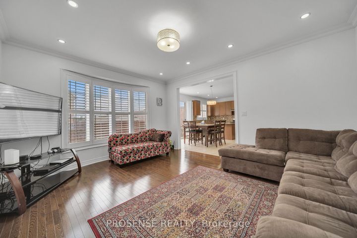 Photo 17 at 2 Timbercove Road, Credit Valley, Brampton