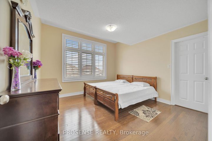 Photo 28 at 2 Timbercove Road, Credit Valley, Brampton