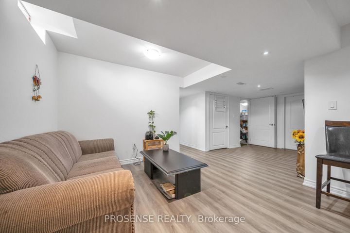 Photo 35 at 2 Timbercove Road, Credit Valley, Brampton