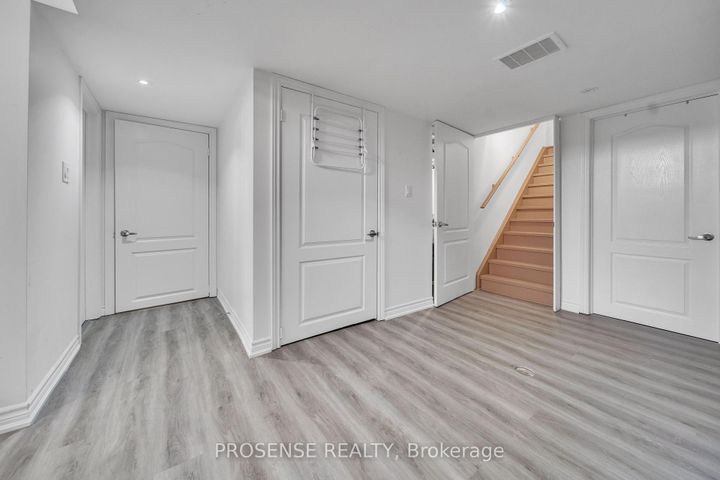 Photo 36 at 2 Timbercove Road, Credit Valley, Brampton