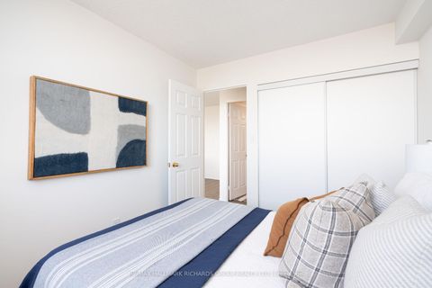 Photo 13 at 1811 - 30 Thunder Grove, Agincourt North, Toronto