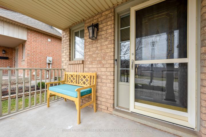 Photo 3 at 88 - 1150 Skyview Drive, Tyandaga, Burlington