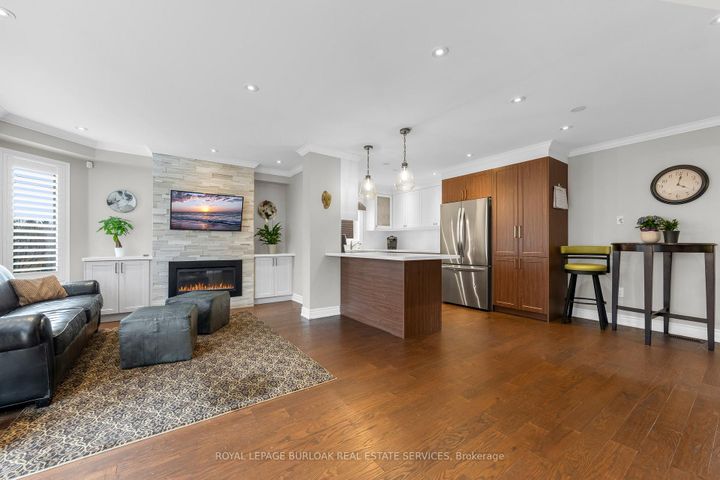 Photo 6 at 88 - 1150 Skyview Drive, Tyandaga, Burlington