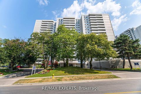 Photo 1 at 306 - 10 Parkway Forest Drive, Henry Farm, Toronto