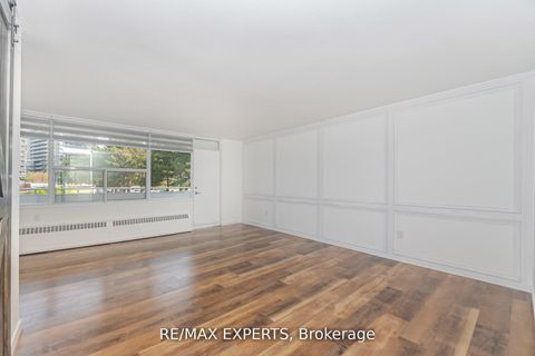 Photo 7 at 306 - 10 Parkway Forest Drive, Henry Farm, Toronto