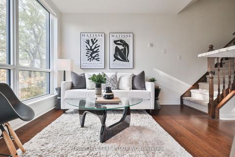 Photo 4 at 318 - 639 Lawrence Avenue W, Lawrence, Toronto