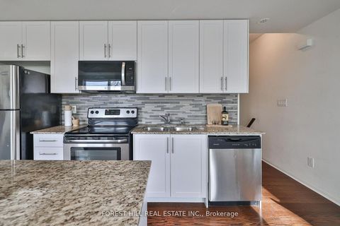 Photo 9 at 318 - 639 Lawrence Avenue W, Lawrence, Toronto