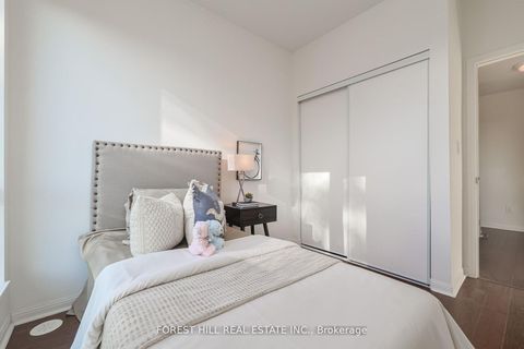 Photo 17 at 318 - 639 Lawrence Avenue W, Lawrence, Toronto