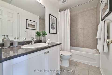 Photo 24 at 318 - 639 Lawrence Avenue W, Lawrence, Toronto