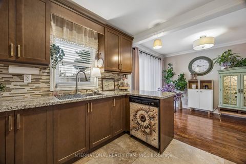 Photo 16 at 48 Holford Crescent, Sullivan, Toronto