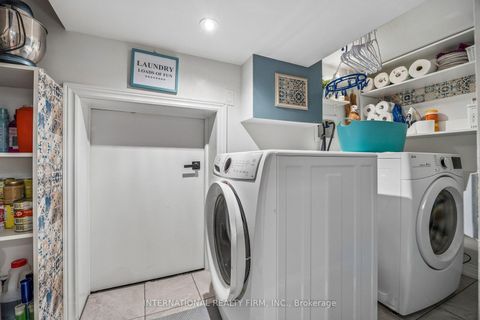 Photo 36 at 48 Holford Crescent, Sullivan, Toronto