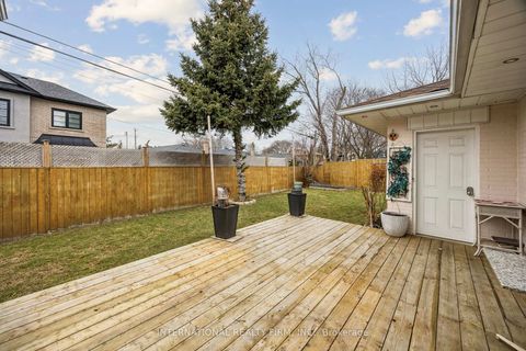 Photo 38 at 48 Holford Crescent, Sullivan, Toronto