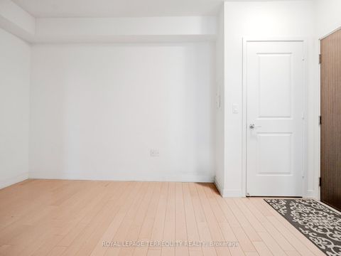 Photo 24 at 1009 - 1 The Esplanade, Waterfront Communities C8, Toronto