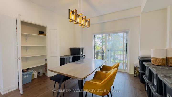 Photo 15 at 9 Briar Court, Georgetown, Halton Hills