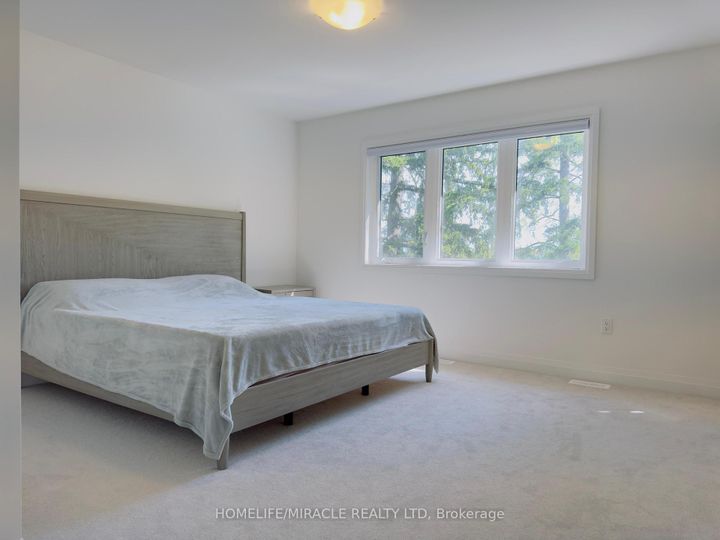 Photo 22 at 9 Briar Court, Georgetown, Halton Hills