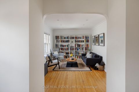 Photo 4 at 45 Grantbrook Street, Newtonbrook West, Toronto