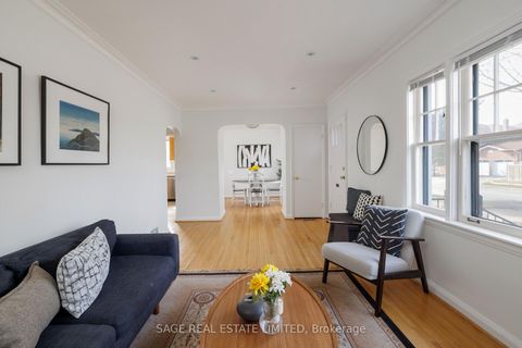 Photo 8 at 45 Grantbrook Street, Newtonbrook West, Toronto