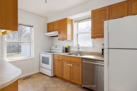 Photo 12 at 45 Grantbrook Street, Newtonbrook West, Toronto