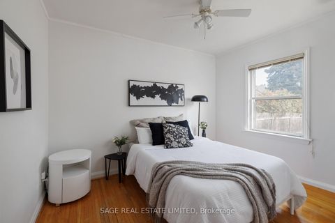 Photo 15 at 45 Grantbrook Street, Newtonbrook West, Toronto