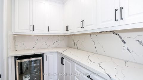 Photo 3 at 1012 Ferrier Avenue, Lefroy, Innisfil