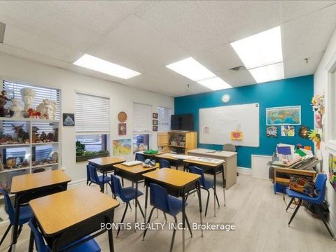 Photo 11 at 7 BRADWICK Drive, Concord, Vaughan