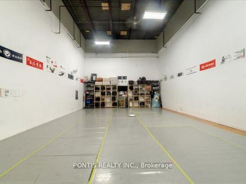 Photo 28 at 7 BRADWICK Drive, Concord, Vaughan