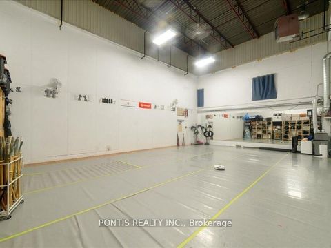 Photo 30 at 7 BRADWICK Drive, Concord, Vaughan