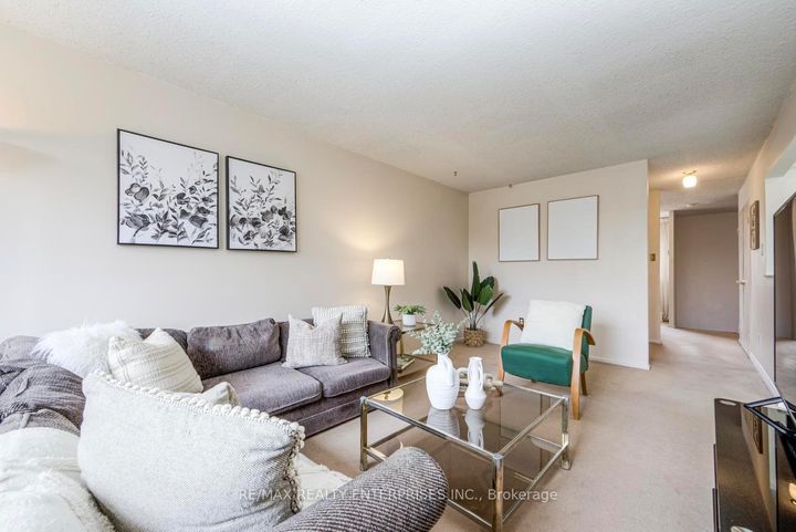 Photo 9 at 186 - 2170 Bromsgrove Road, Clarkson, Mississauga