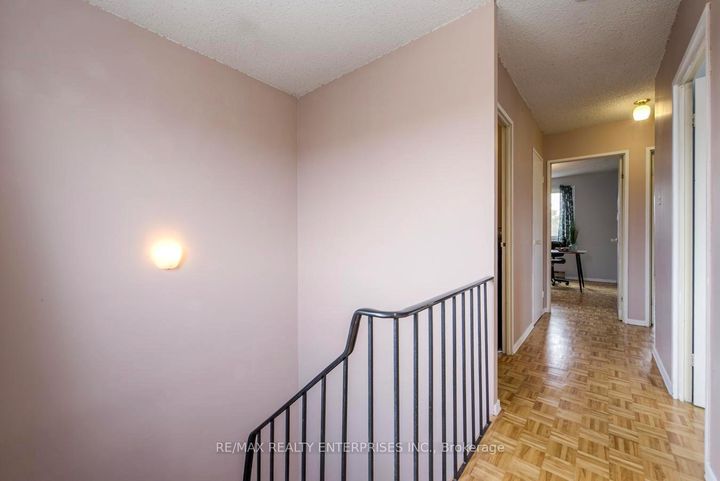 Photo 18 at 186 - 2170 Bromsgrove Road, Clarkson, Mississauga