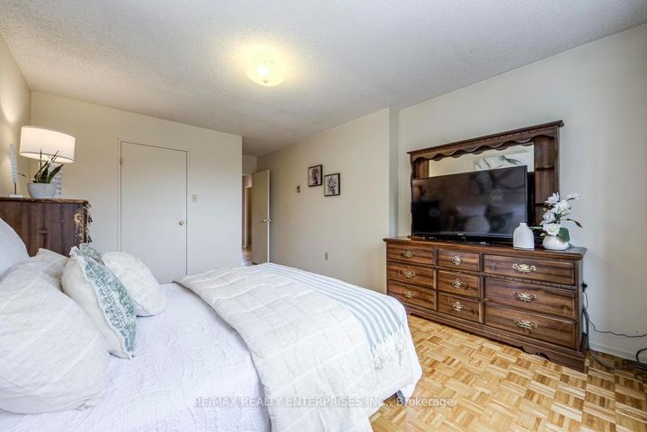 Photo 21 at 186 - 2170 Bromsgrove Road, Clarkson, Mississauga